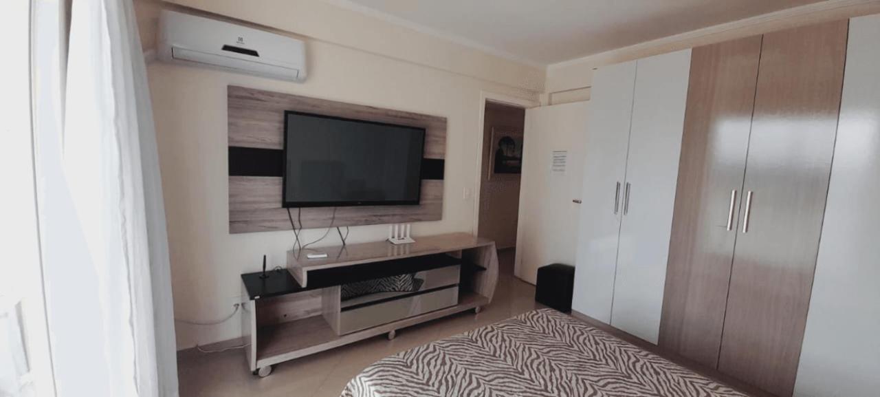 Lindo Apartamento No Coracao Da Cidade - Apartamento Inteiro Ou Seja Nao E Compartilhado Com Outras Pessoas - Perto De Tudo - 2 Quartos - Ar Condicionado - Churrasqueira - Cozinha Completa - 120 Metros Quadrados Ao Todo - Quartos Com 12 Metros Quadra 우니앙 다 비토리아 외부 사진